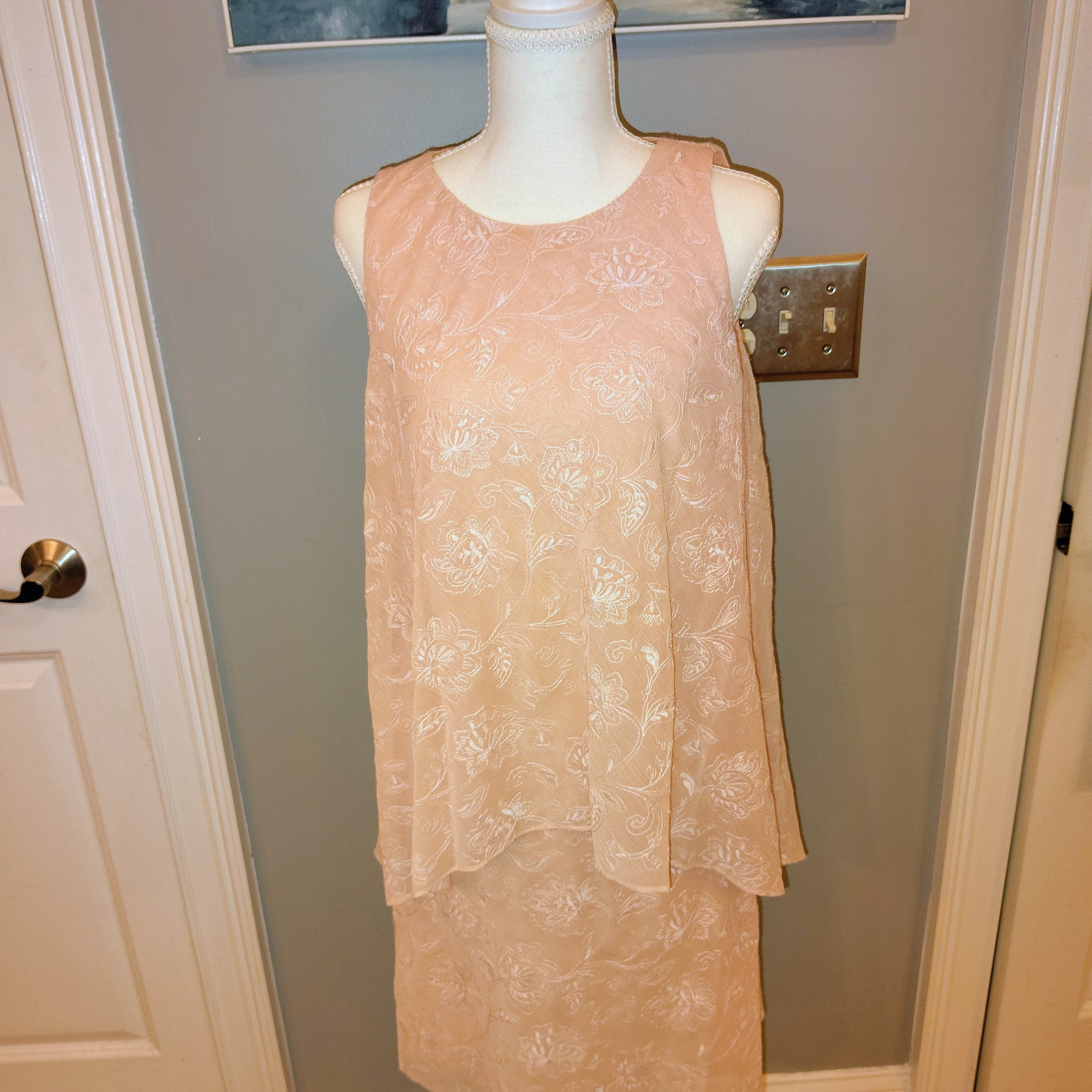 Elegant Sleeveless Lace Dress - Pink Ralph Lauren